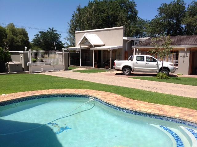 Lavender Lodge Vryburg Exterior foto